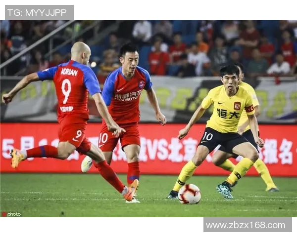 广州恒大与重庆精彩对决全场录像回放及精彩瞬间分析