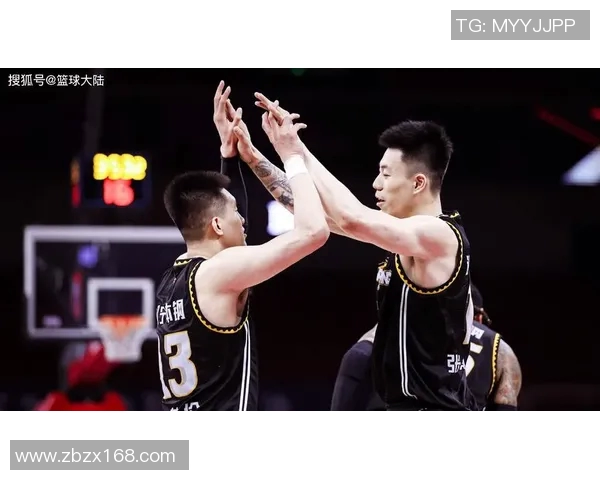 辽宁与江苏的精彩对决正在直播让我们一起见证篮球激情与荣耀的碰撞