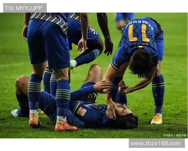 阿森纳与哈德斯比赛裁判表现分析及争议判罚回顾